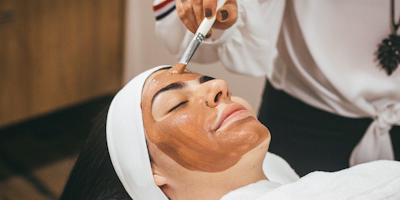 Ravivez votre éclat avec les soins du visage